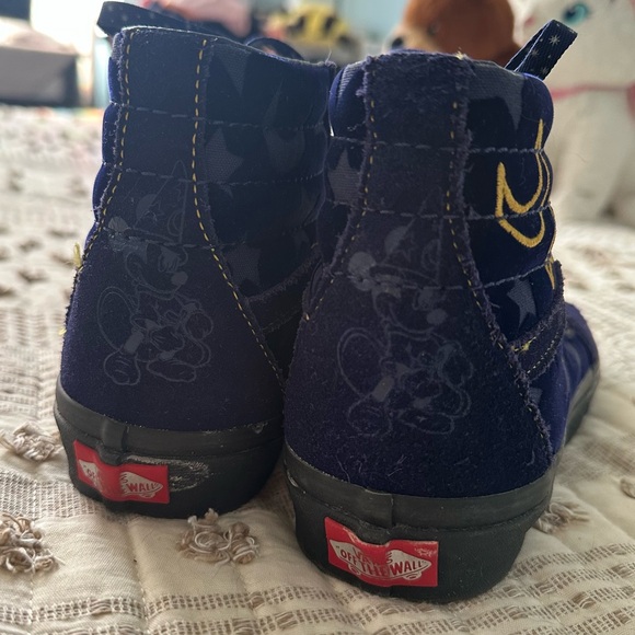 Vans x Disney Sorcerers Apprentice Fantasia Sk8-Hi’s Size 5.5M/7W - Picture 2 of 6